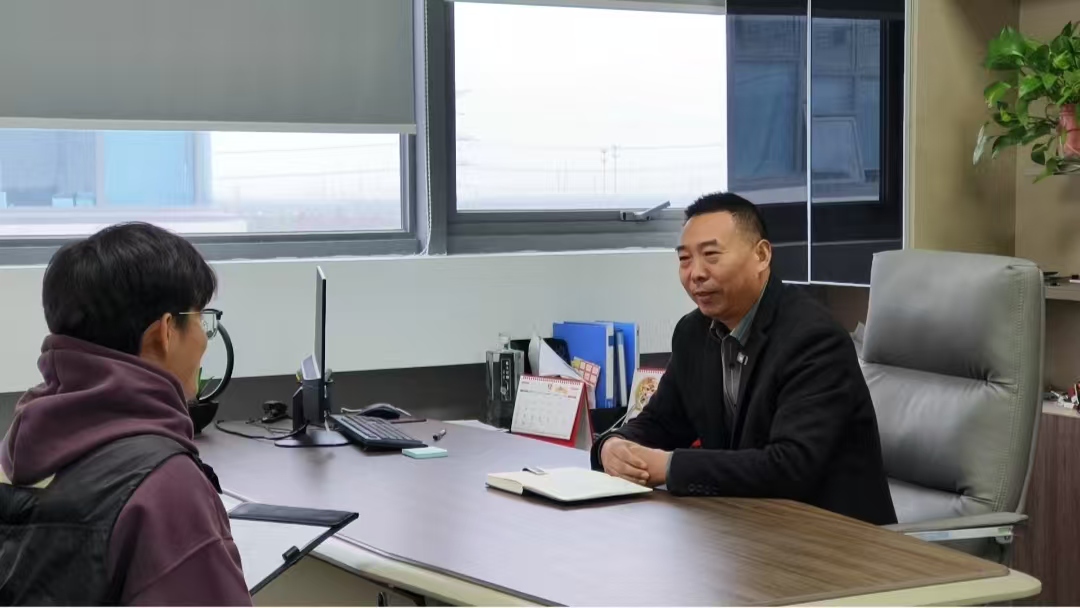 京东云仓对曼光制造进行实地考察